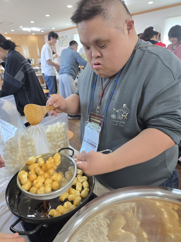 c5a94ed46cf1381547be9f9a5b990ff9_1760687